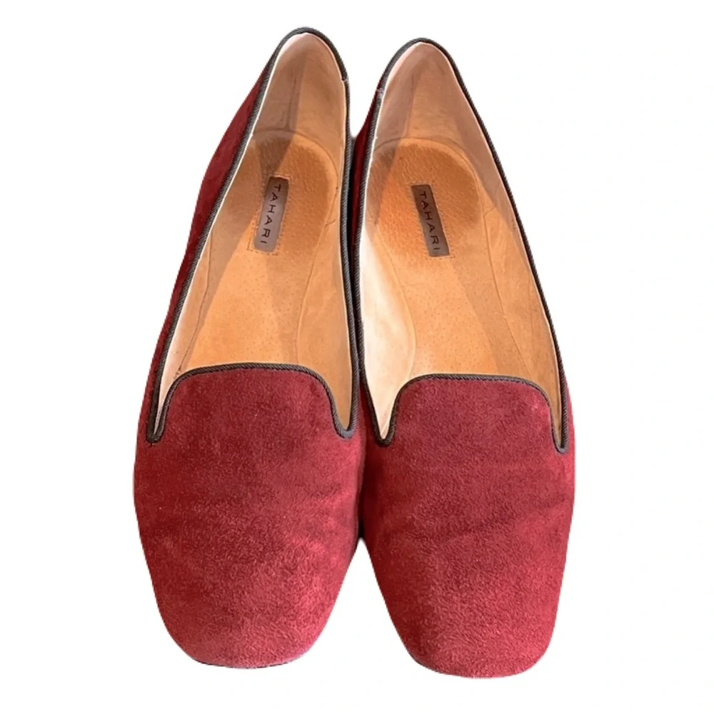 Tahari ‘Clementine’ Burgundy Suede Smoking Slipper Loafers, Size 7